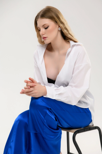 Синие атласные брюки