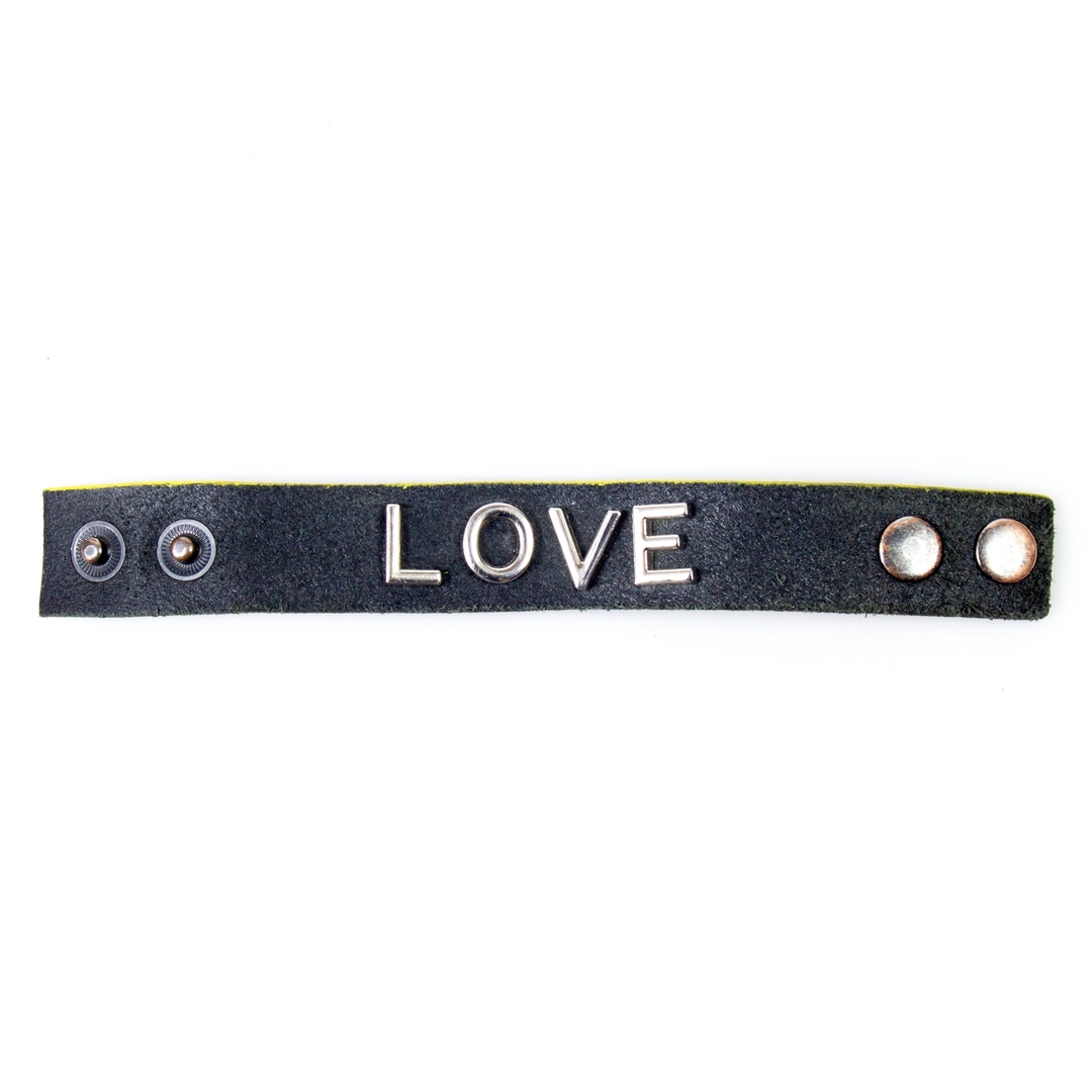 Браслет "Love" 