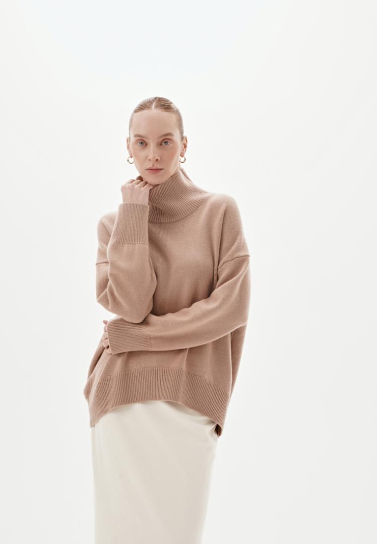 Свитер из кашемира с высоким воротом "Теплый Тауп"