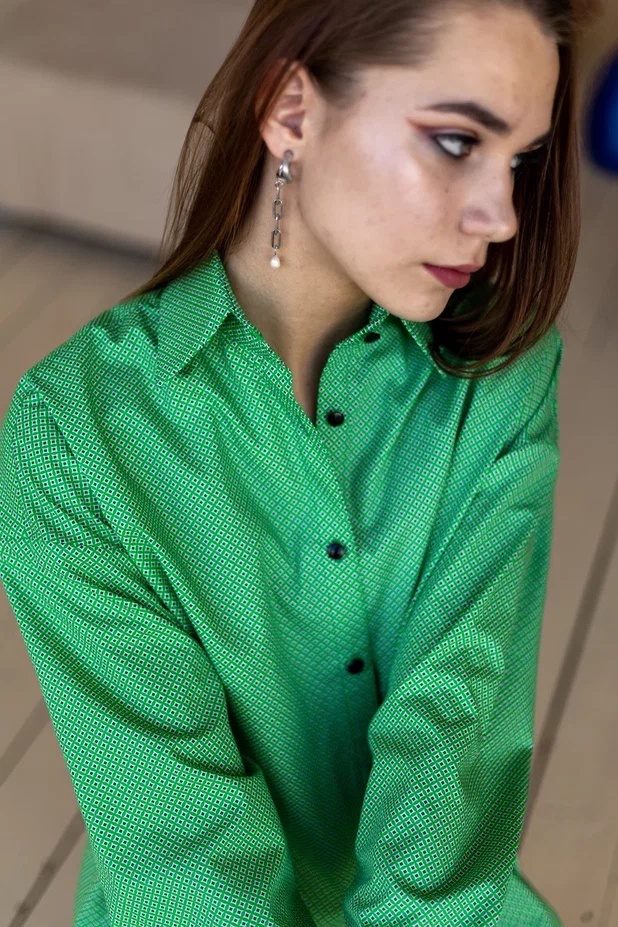 Рубашка зеленая оверсайз из плотного хлопка