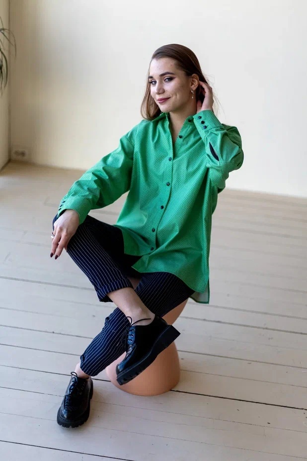 Рубашка зеленая оверсайз из плотного хлопка