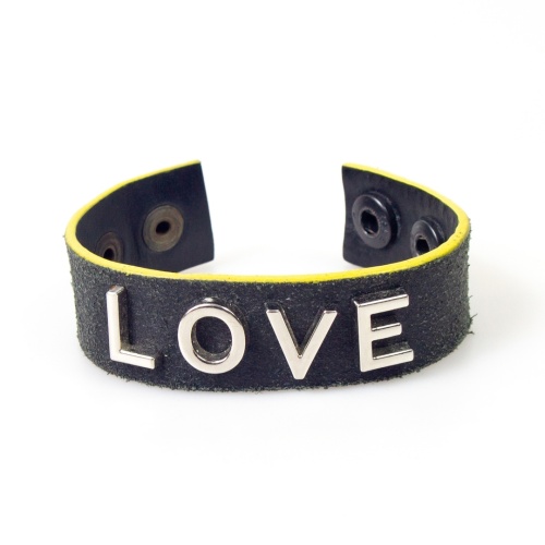 Браслет "Love" 