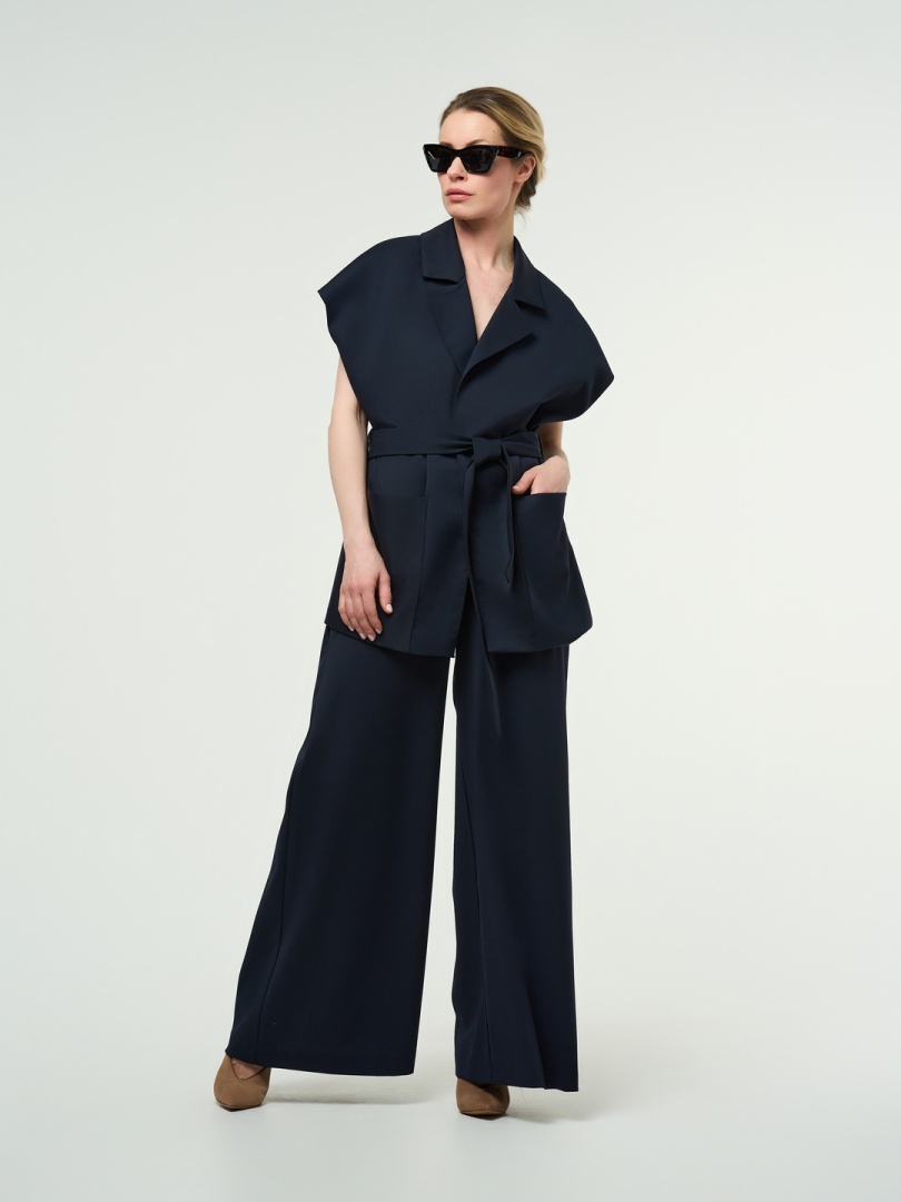 Жилет свободного кроя