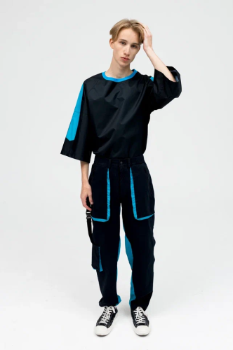 Спортивный костюм в стиле киберпанк (Футболка и штаны)