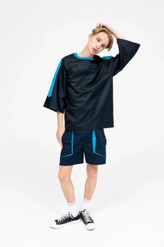 Спортивный костюм в стиле киберпанк (Футболка и шорты)