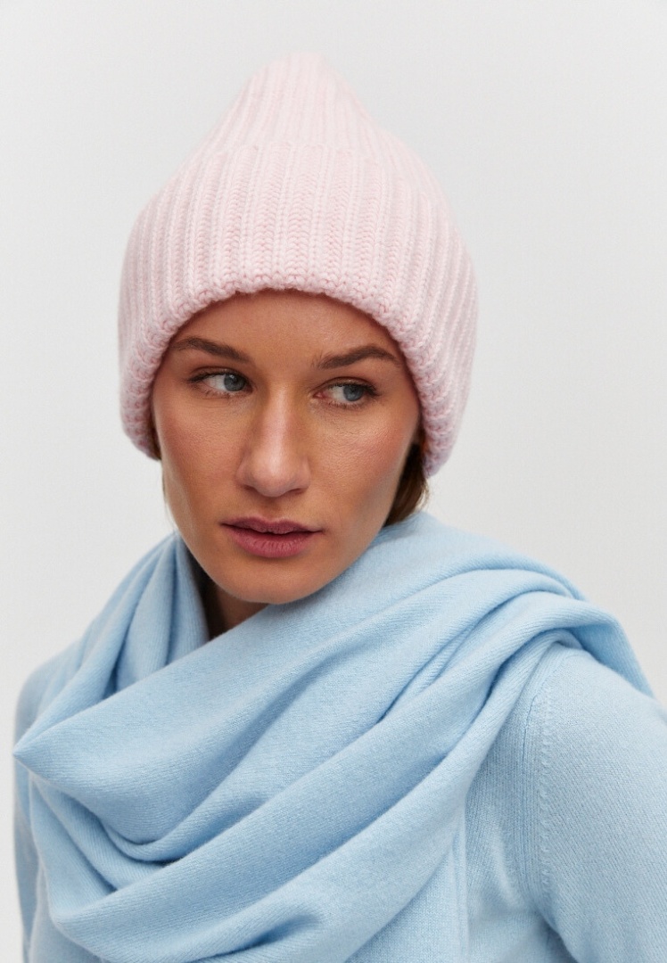 Шапка бини из кашемира "Легкий Румянец"