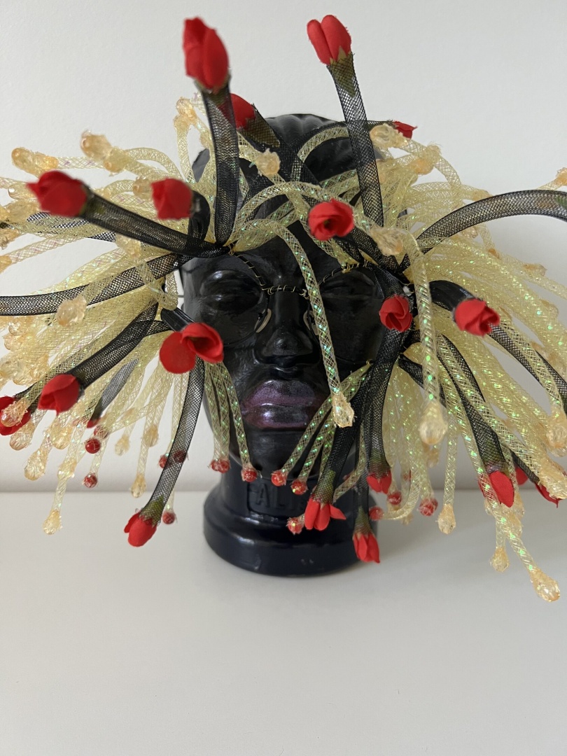 Очки "Черное-золотые с розочками" Очки "Черное-золотые с розочками"