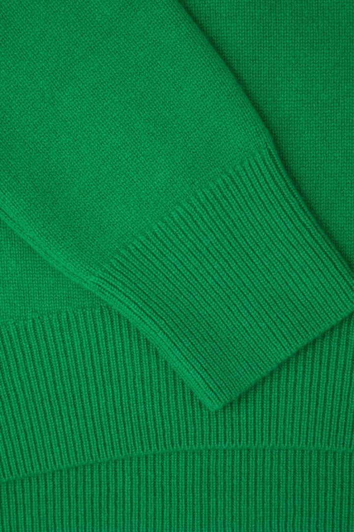 Свитер из кашемира "Майская Зелень"