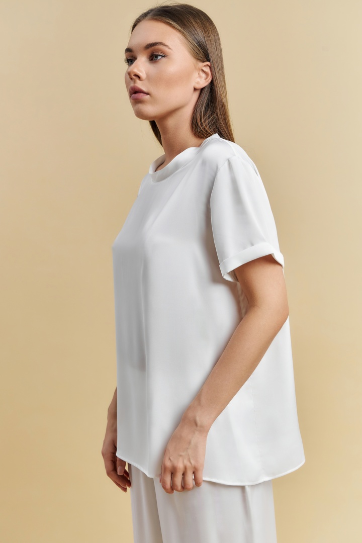 Шелковая футболка 