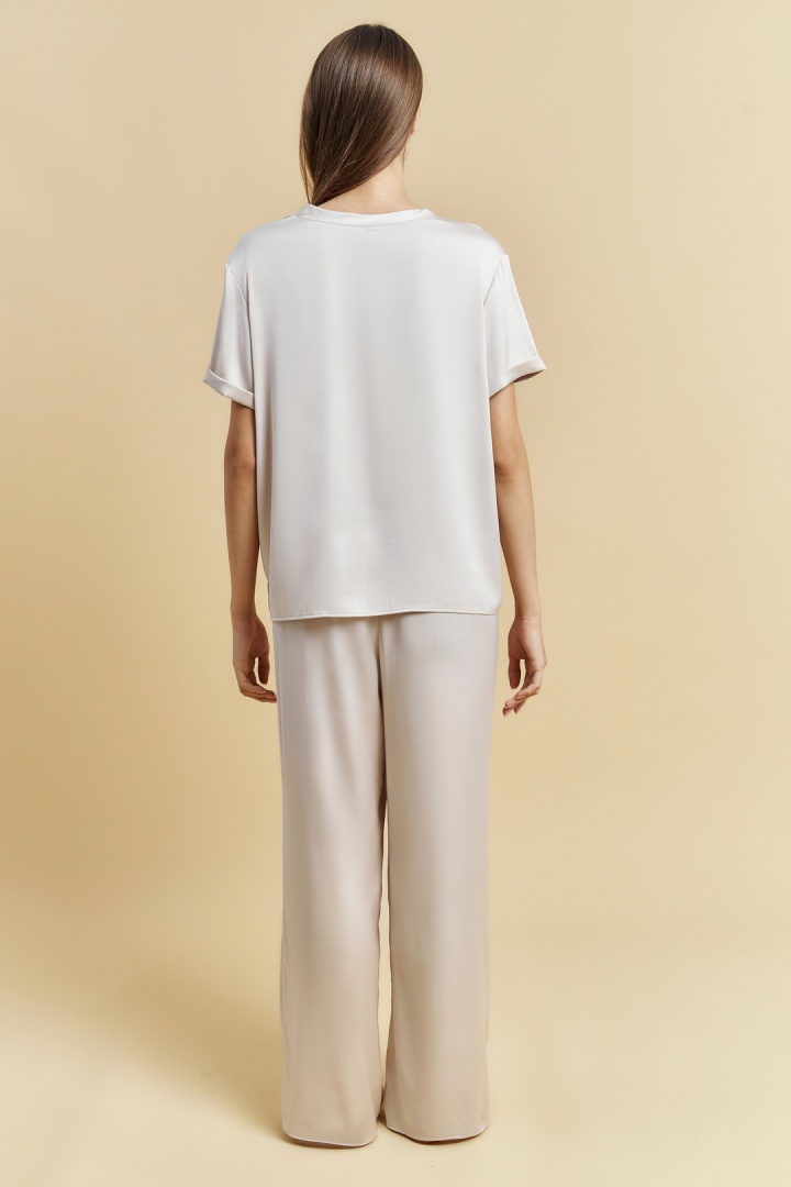 Футболка из натурального шелка