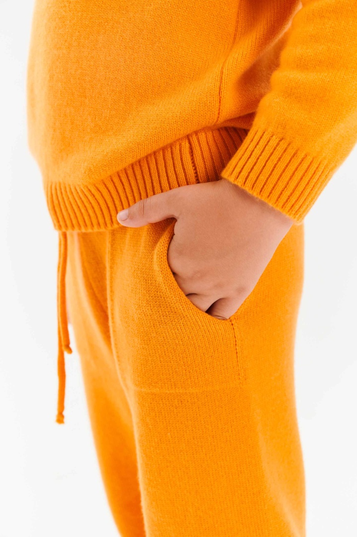 Джоггеры из кашемира детские "Сочный Абрикос" Джоггеры из кашемира детские "Сочный Абрикос"