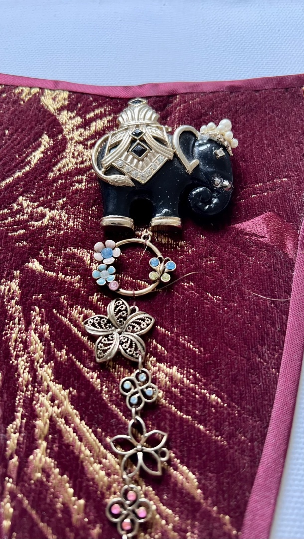 Галстук бордовый