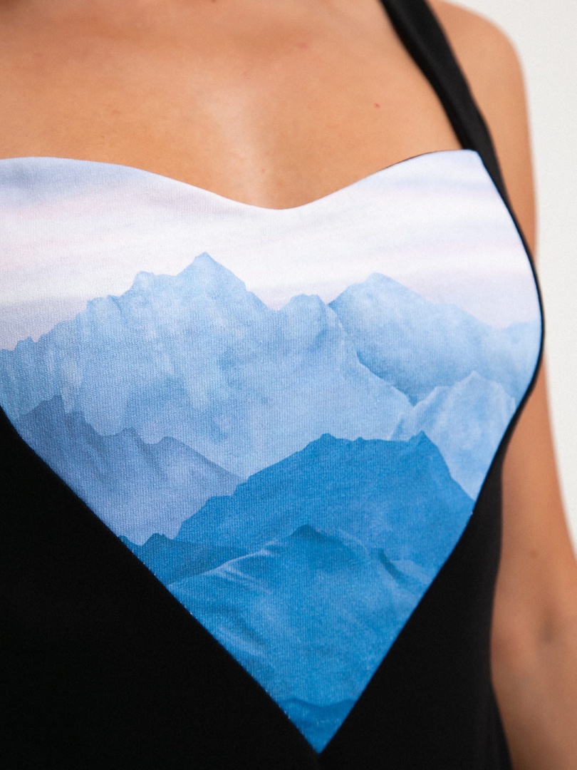 Боди с принтом гор