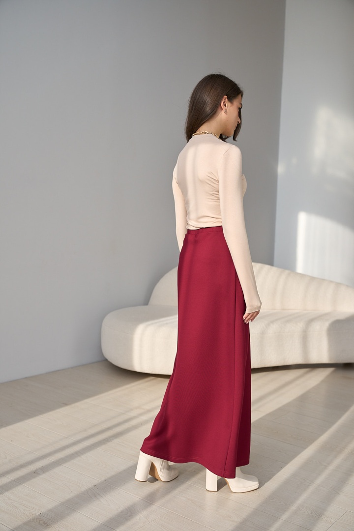 Бордовая юбка длинная