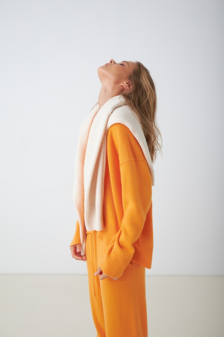 Свитер из кашемира "Сочный Абрикос"