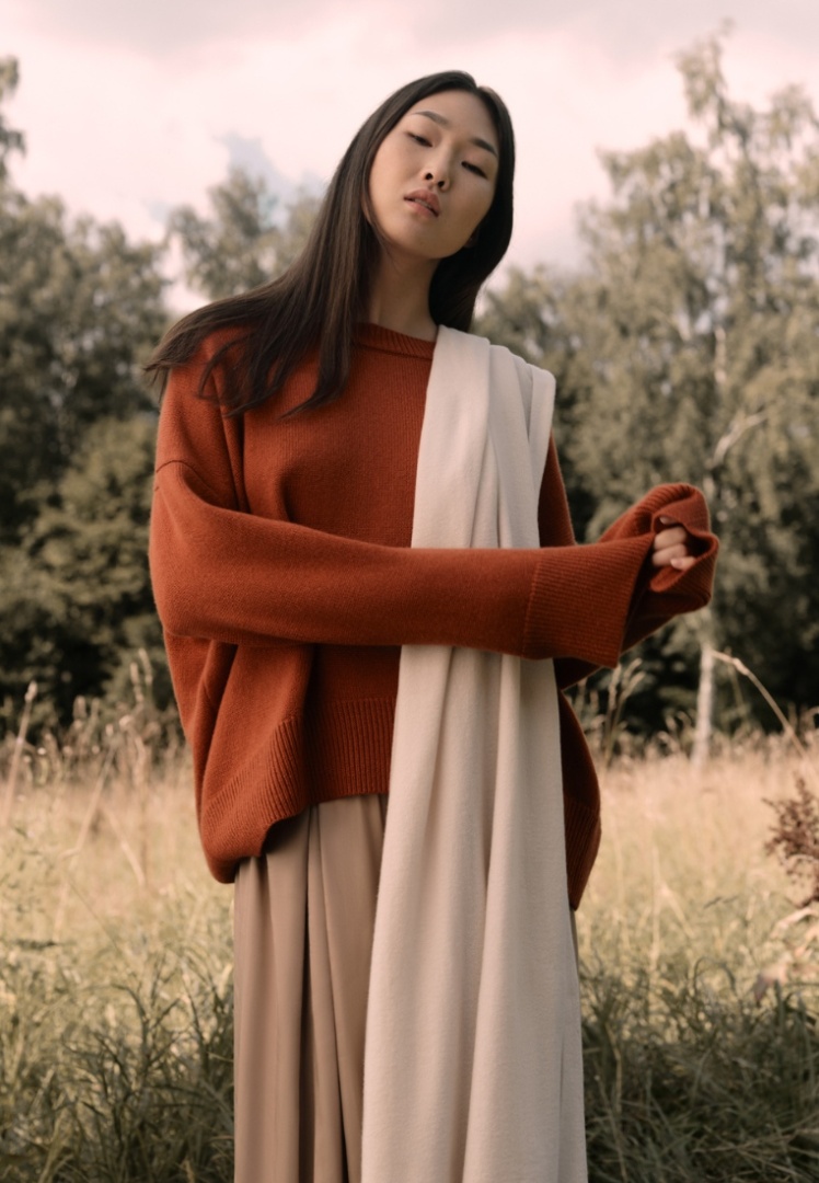 Свитер из кашемира "Терракотовый Закат"