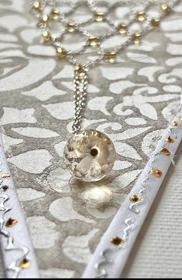 Белый галстук