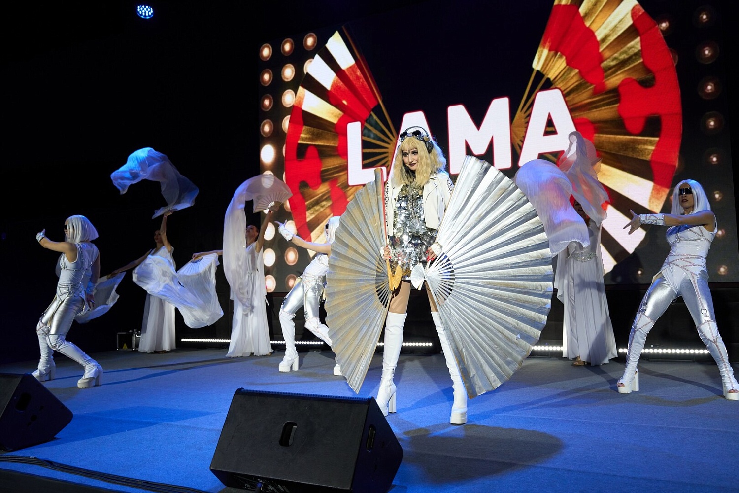 Будущее креативной экономики: Шестой фестиваль «Красивый бизнес России - Мода. Музыка. Кино» покорил сердца зрителей