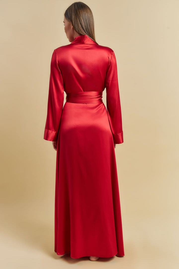 Халат из натурального шелка