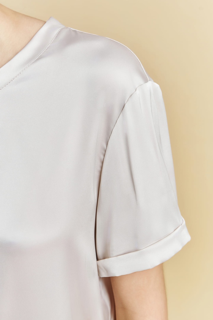 Футболка из натурального шелка