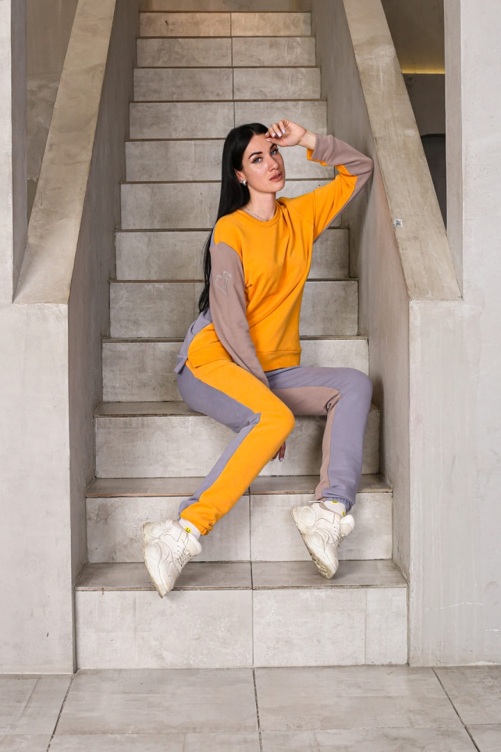 Костюм спортивный теплый трехцветный