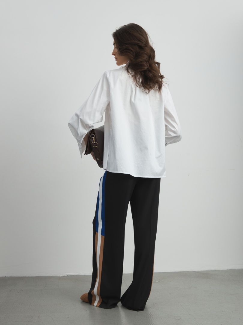 Рубашка с необычным дизайнерским решением