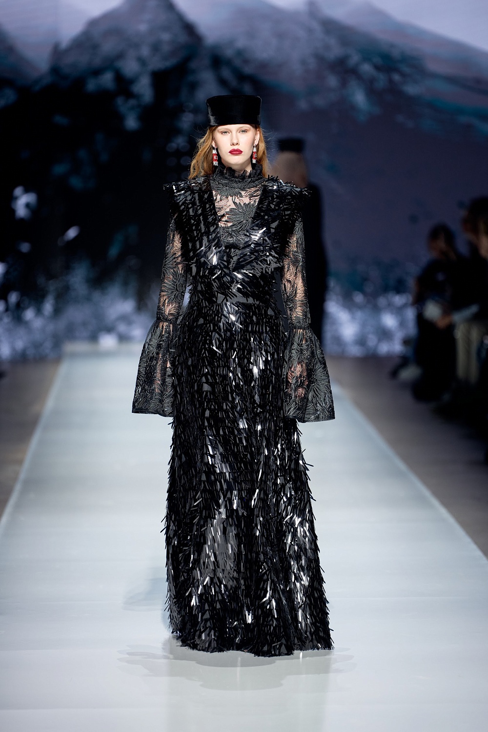 Интервью главного стилиста Russian Fashion Dom с фотографом Сергеем Смирновым о III Московской Неделе Моды