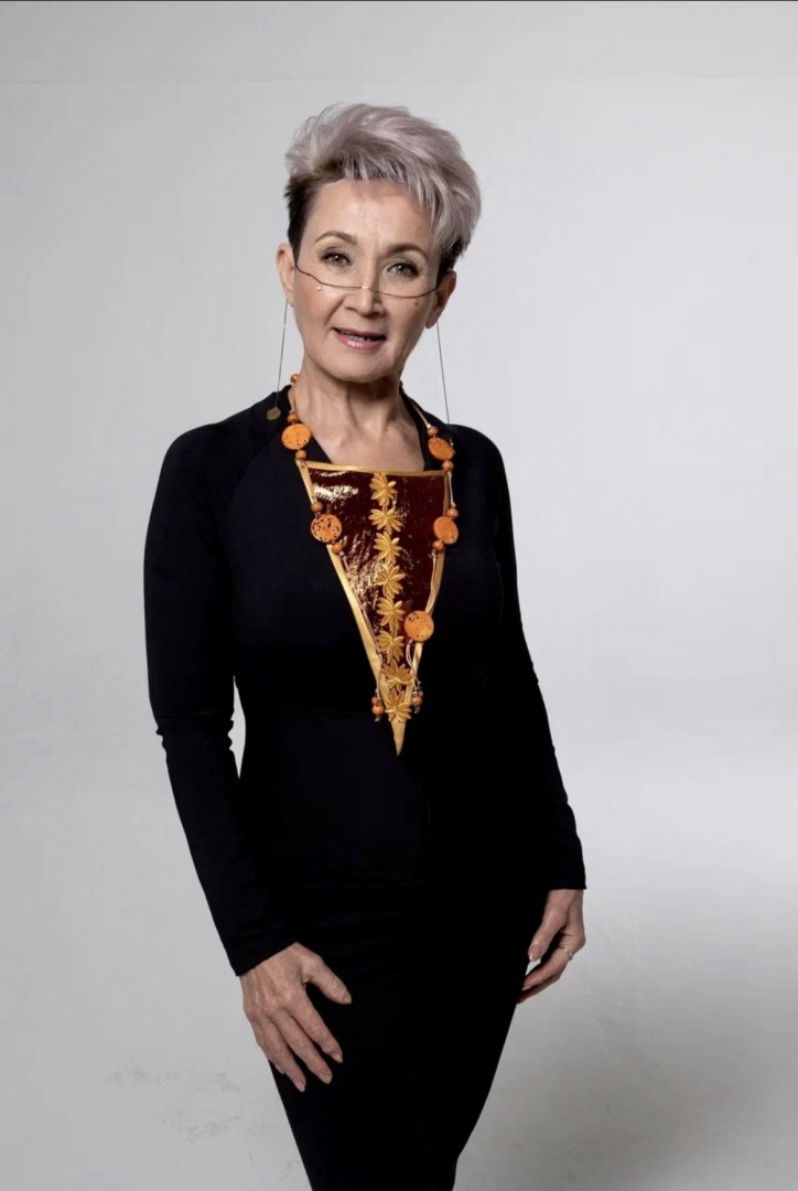 Оранжевый галстук