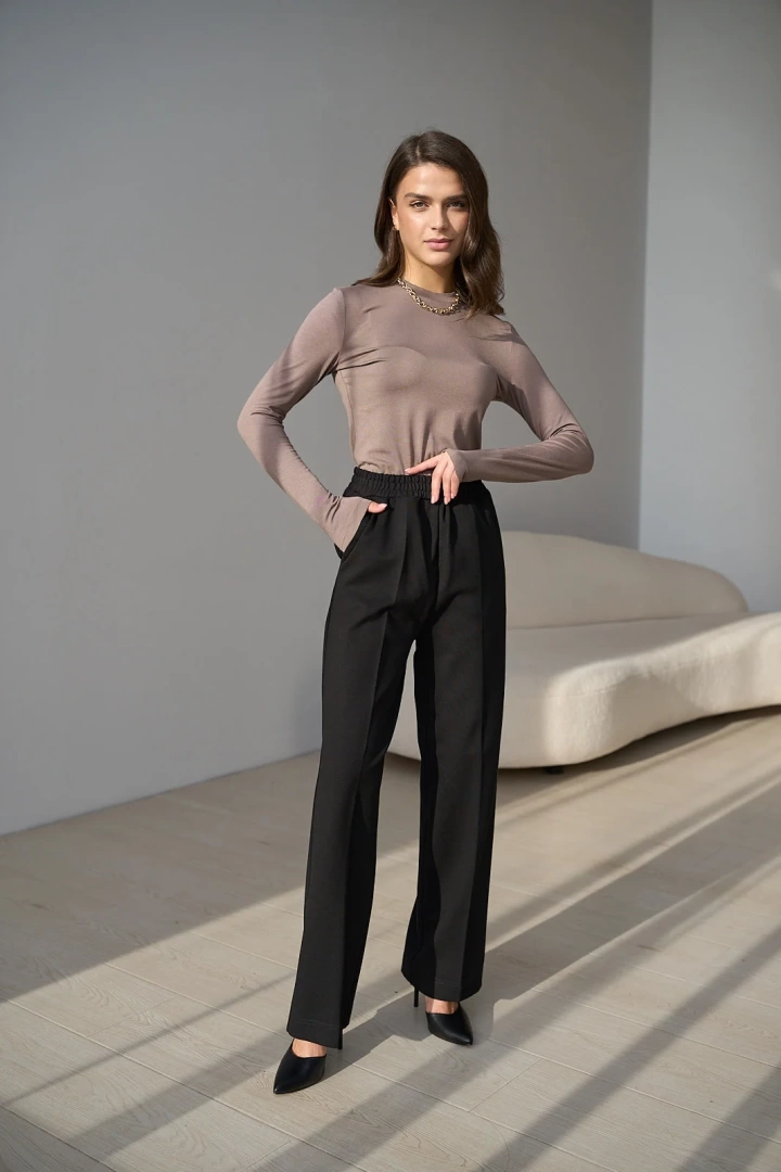 Кофейный лонгслив из вискозы