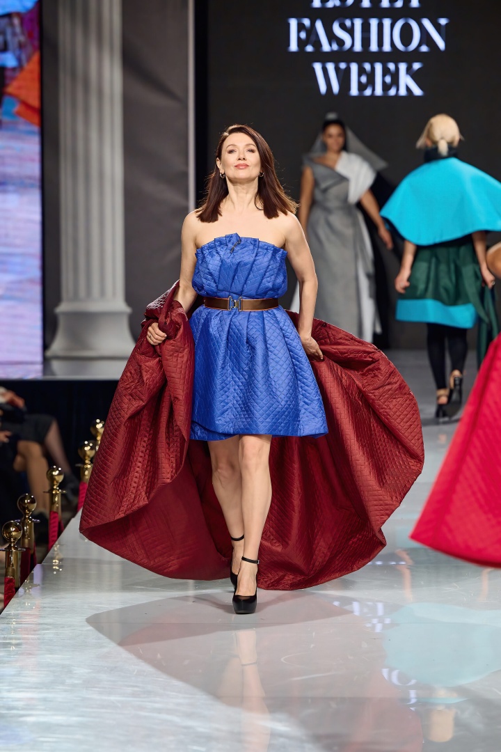 Платье синее