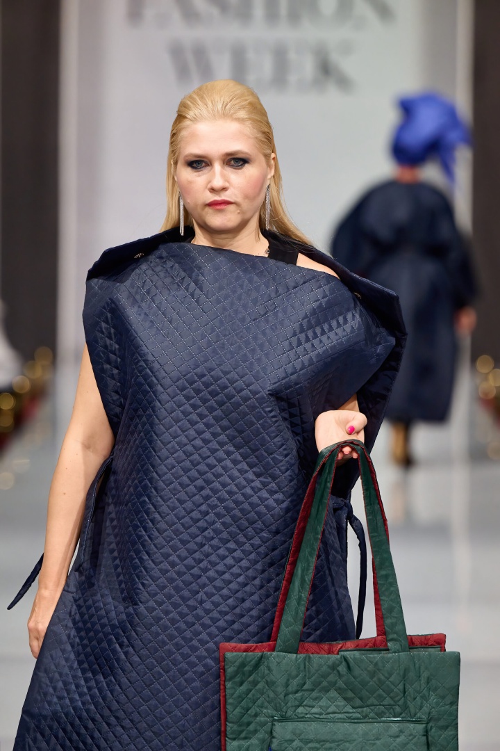 Накидка темно-синяя