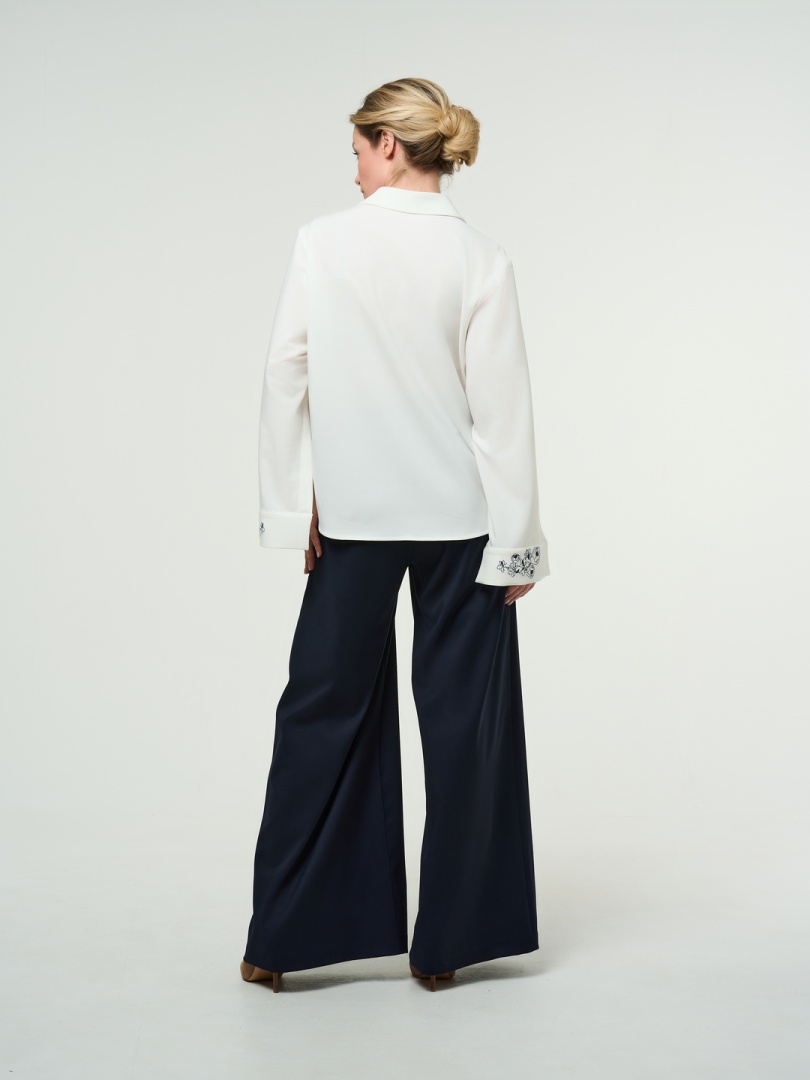 Блузка открытый рукав, цвет вышивки синий, размер 44